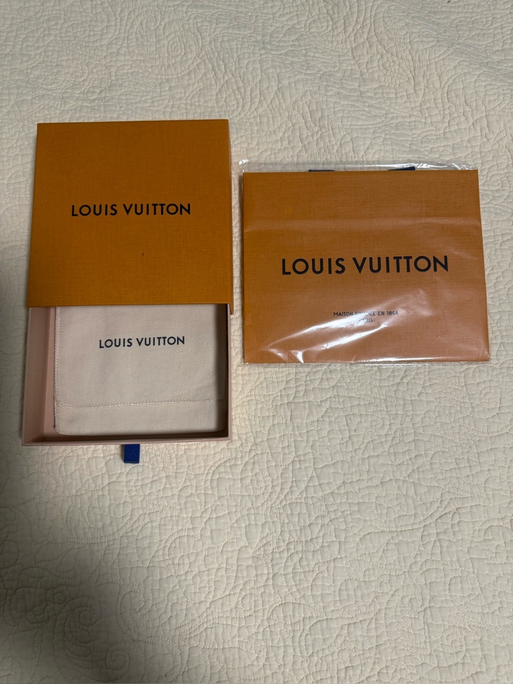 Louis Vuitton 3Piece Gift Set includes gift bag, box and small dust bag!